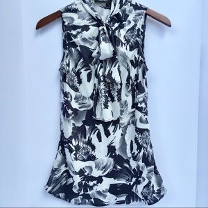 ❤️ Nine West Charmeuse Blouse ❤️